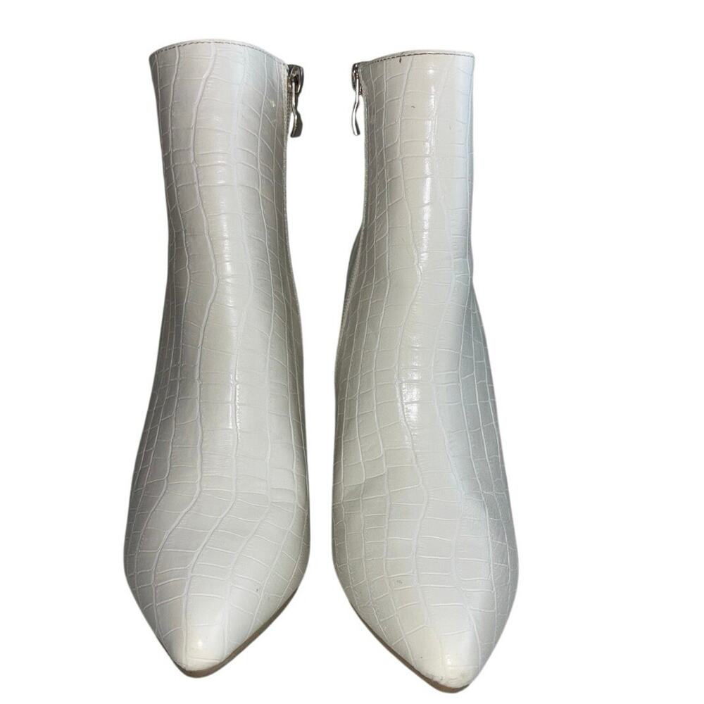 NWOT White Crocodile Pattern Faux Leather High Heel Ankle Boots  EU 39 / US 8.5 - Picture 3 of 12